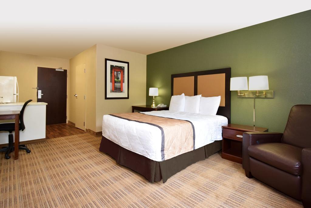 Hotel Extended America - - North Rochester